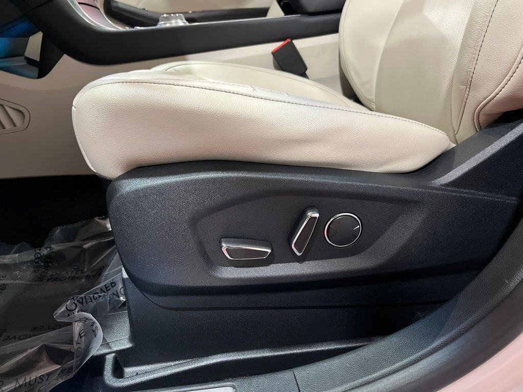 2019 Ford Edge Titanium Carbravo Certified