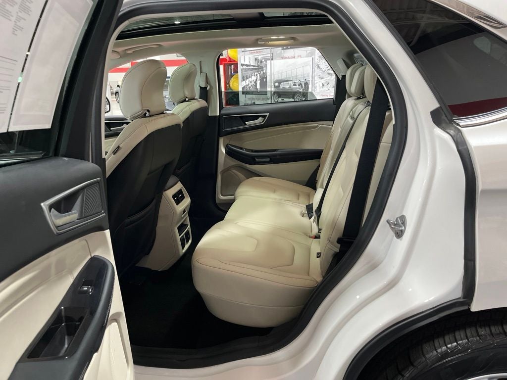 2019 Ford Edge Titanium Carbravo Certified