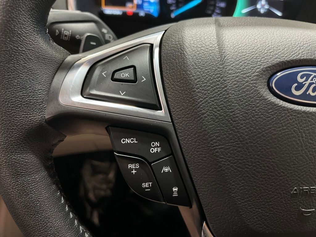 2019 Ford Edge Titanium Carbravo Certified