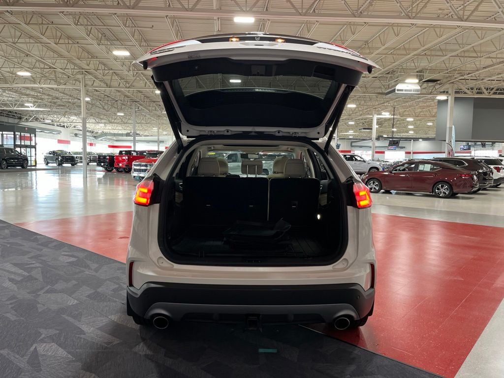 2019 Ford Edge Titanium Carbravo Certified