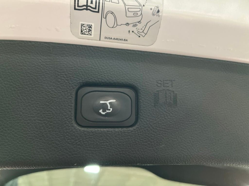 2019 Ford Edge Titanium Carbravo Certified