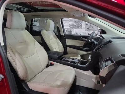 2022 Ford Edge Titanium Carbravo Certified
