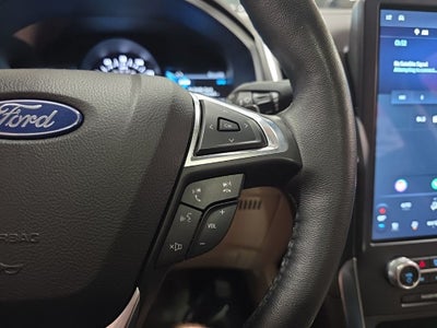 2022 Ford Edge Titanium Carbravo Certified