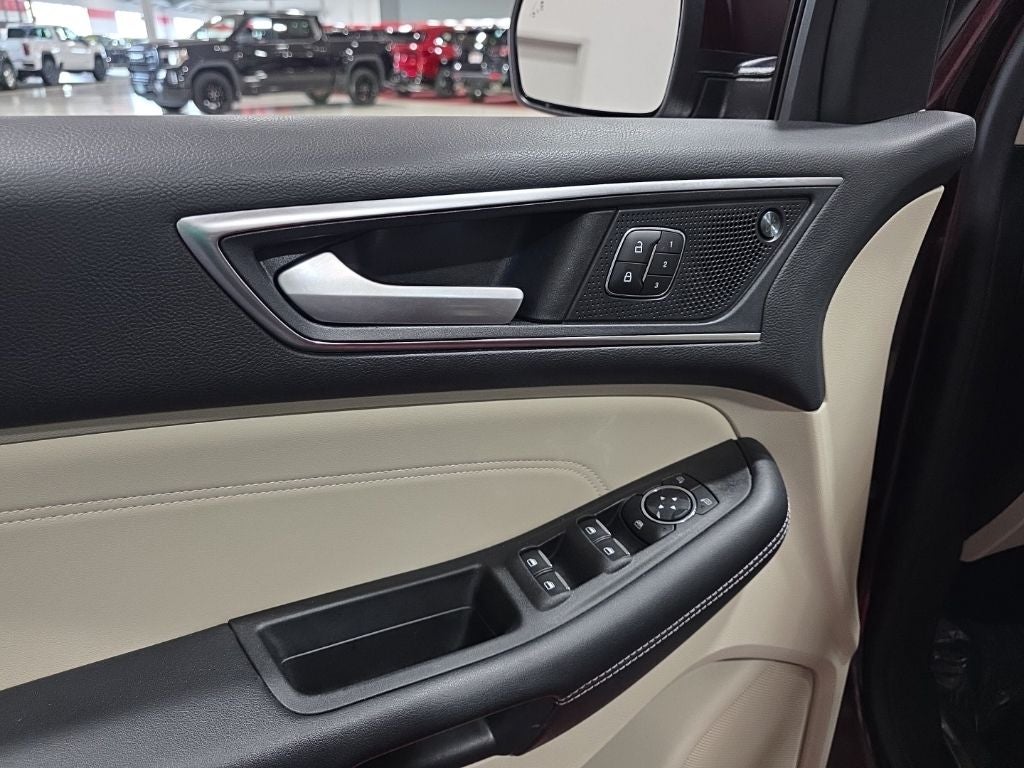 2022 Ford Edge Titanium Carbravo Certified