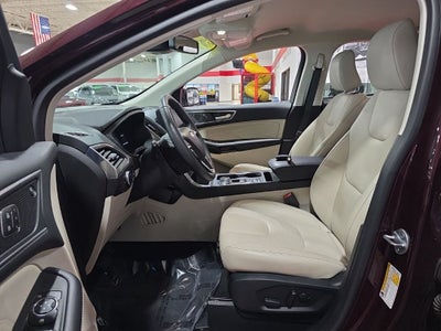 2022 Ford Edge Titanium Carbravo Certified