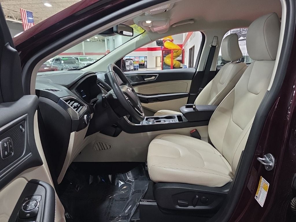 2022 Ford Edge Titanium Carbravo Certified
