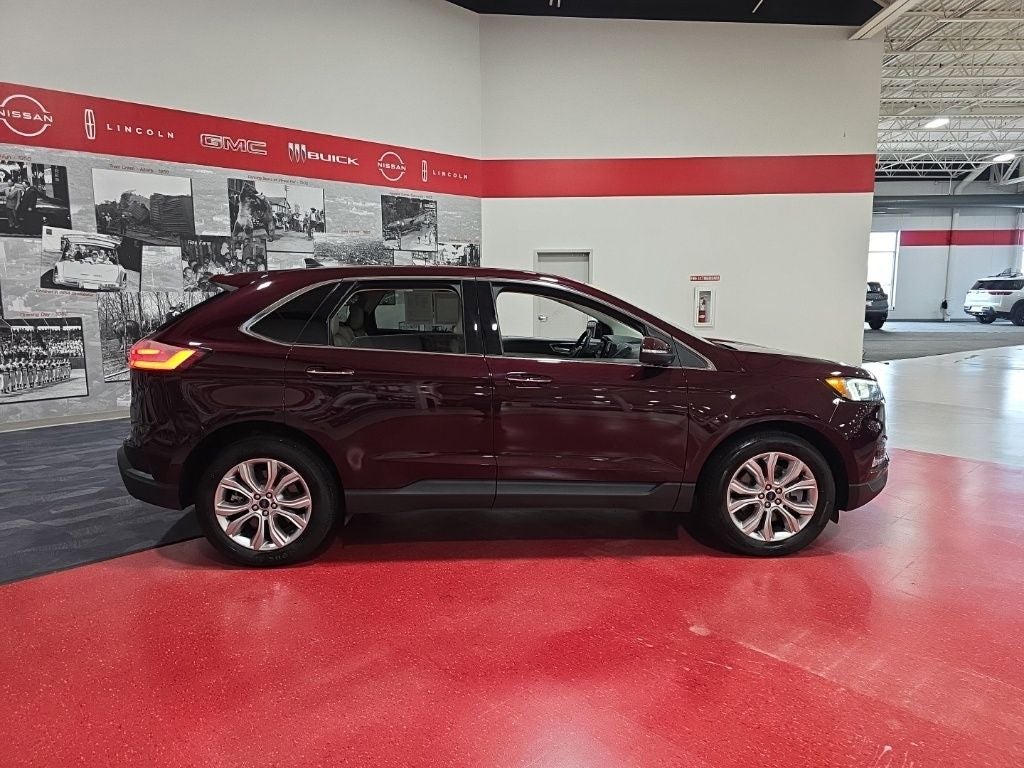 2022 Ford Edge Titanium Carbravo Certified