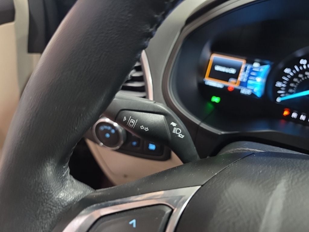 2022 Ford Edge Titanium Carbravo Certified