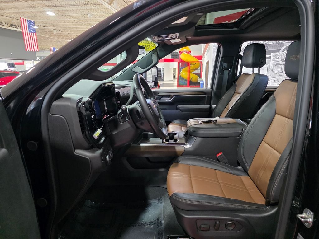 2025 Chevrolet Silverado 3500HD High Country