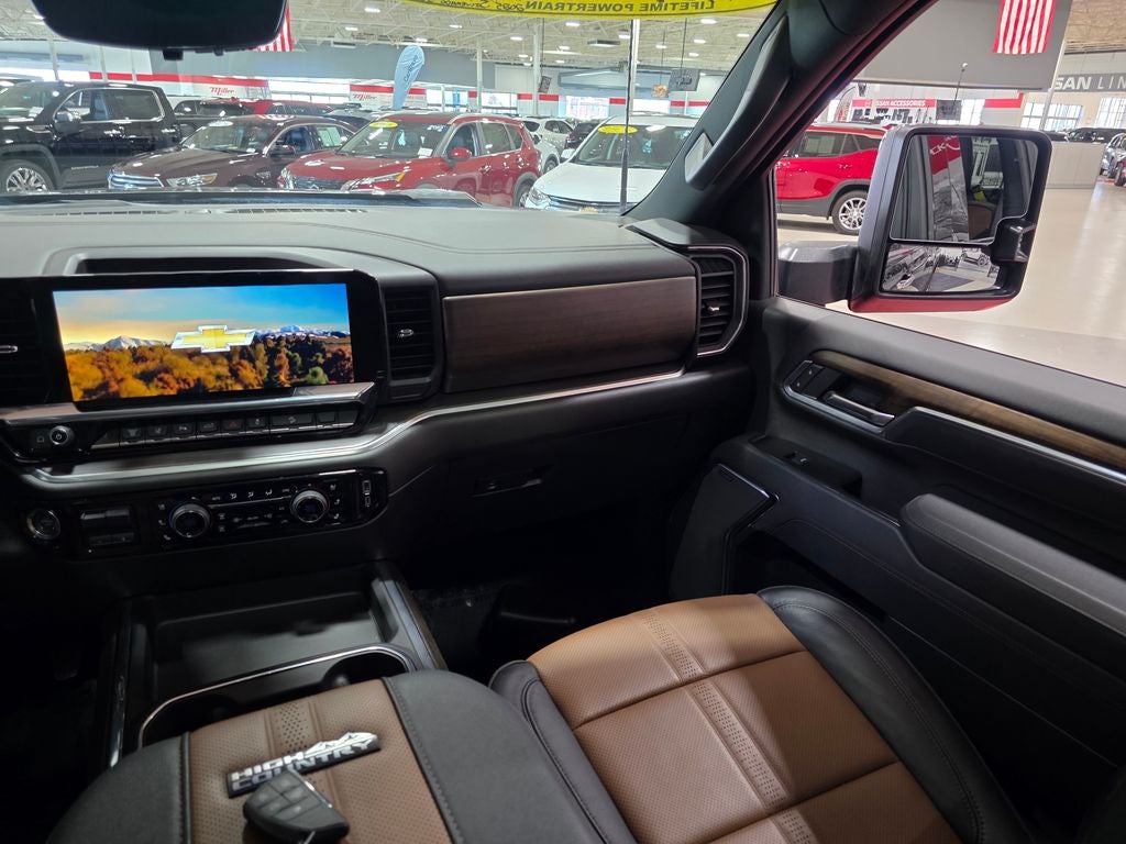 2025 Chevrolet Silverado 3500HD High Country