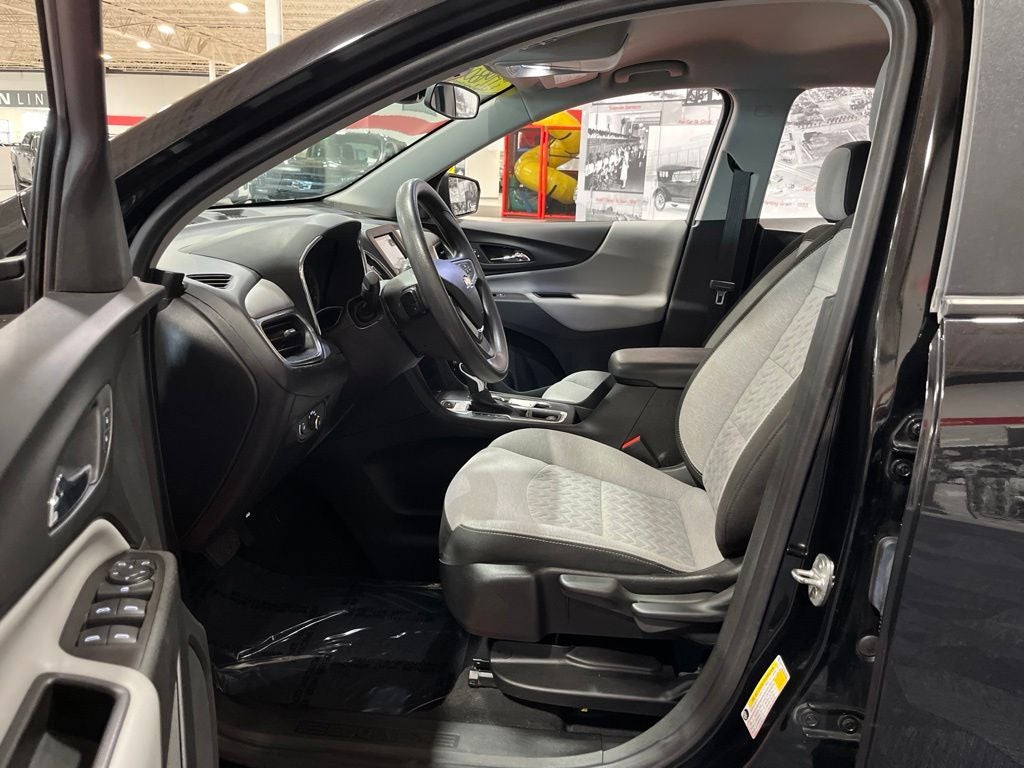 2022 Chevrolet Equinox LS Carbravo Certified