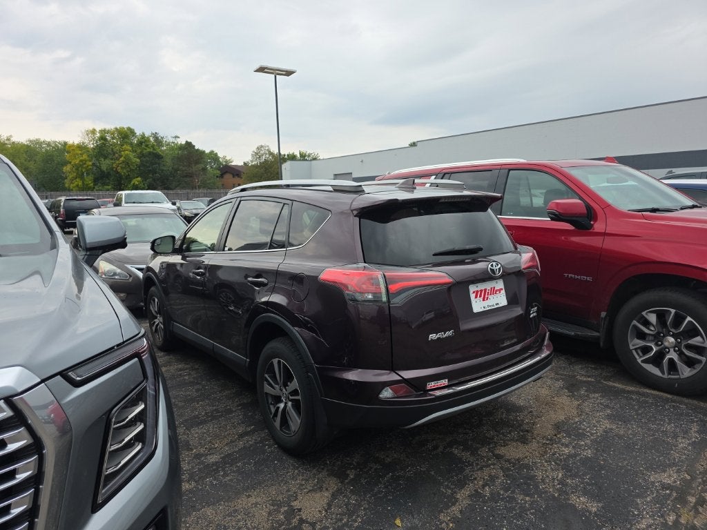 2017 Toyota RAV4 XLE
