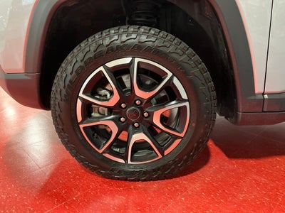 2025 Jeep Compass Trailhawk Carbravo Certified