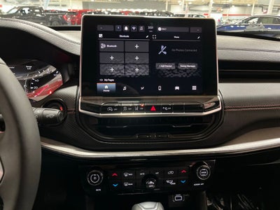 2025 Jeep Compass Trailhawk Carbravo Certified