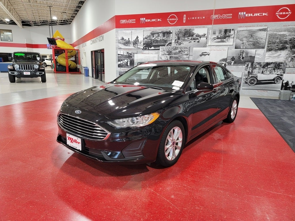 2019 Ford Fusion SE