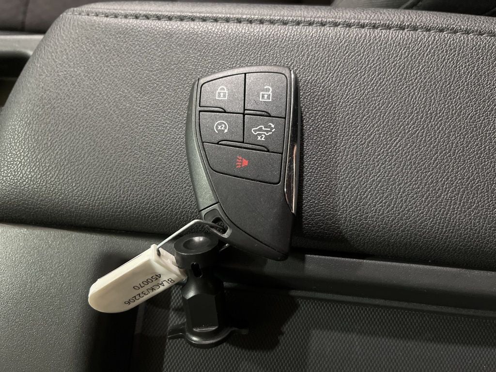 2024 Chevrolet Silverado 1500 LT LT1