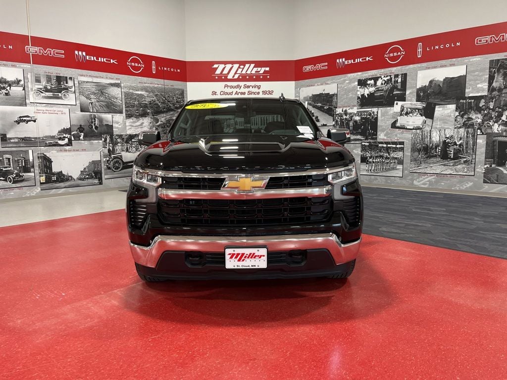 2024 Chevrolet Silverado 1500 LT LT1