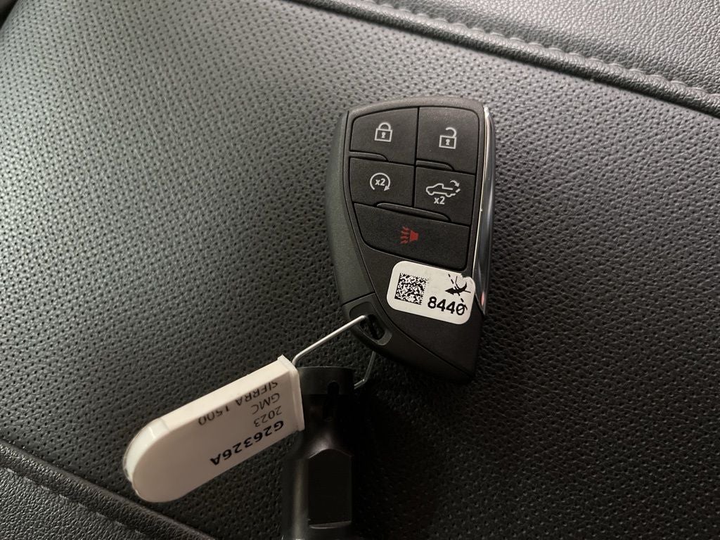 2023 GMC Sierra 1500 SLT