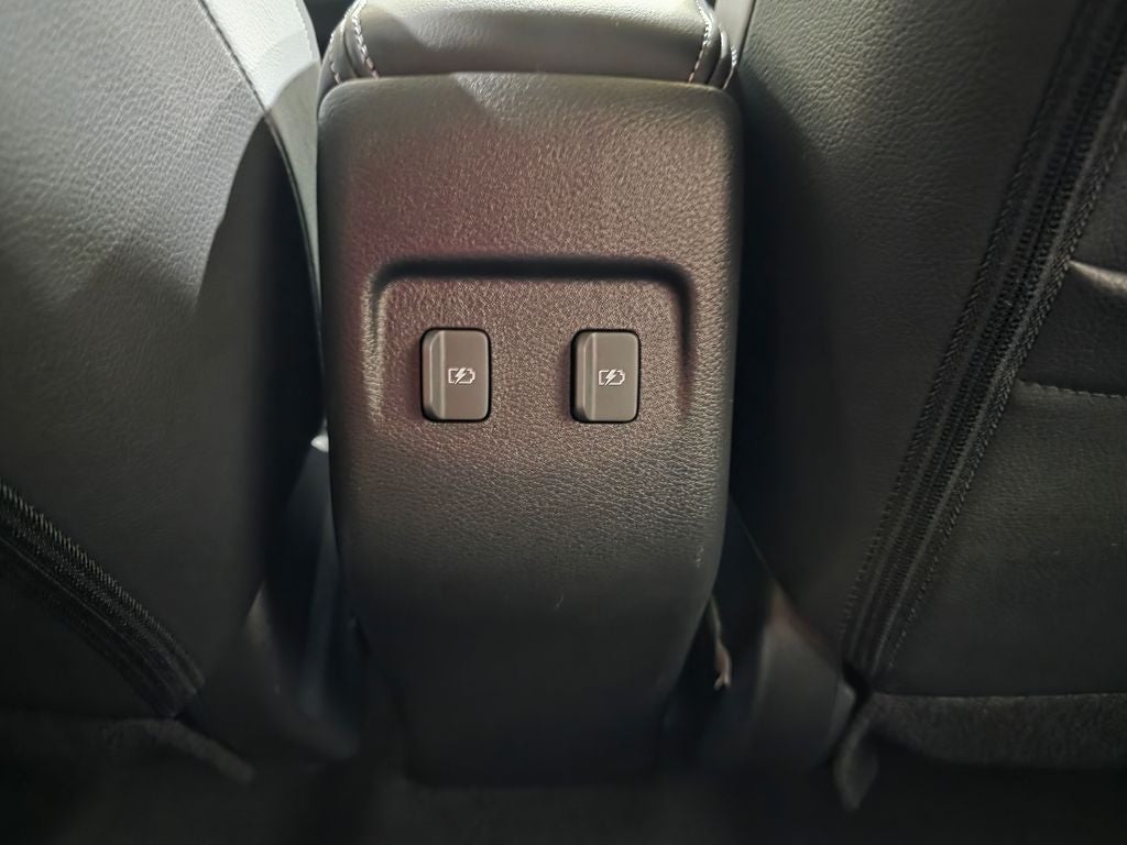 2023 Nissan Kicks SR CarBravo Certified
