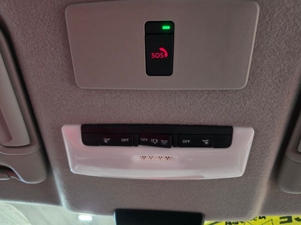 2023 Nissan Kicks SR CarBravo Certified