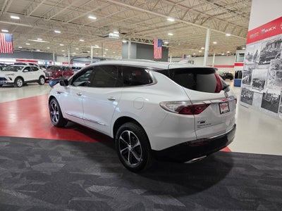 2022 Buick Enclave Essence