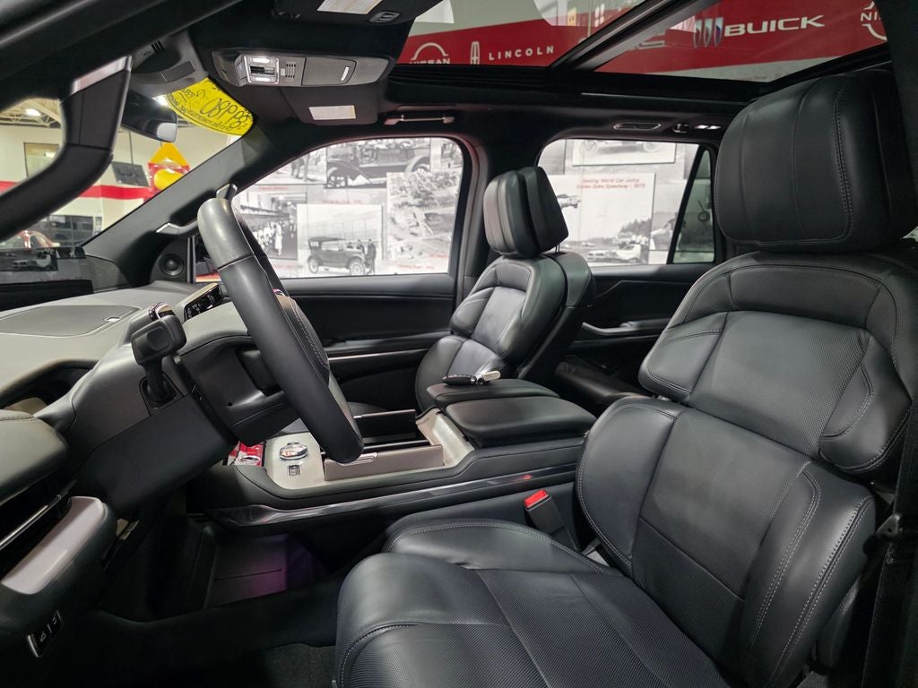 2025 Lincoln Navigator Reserve