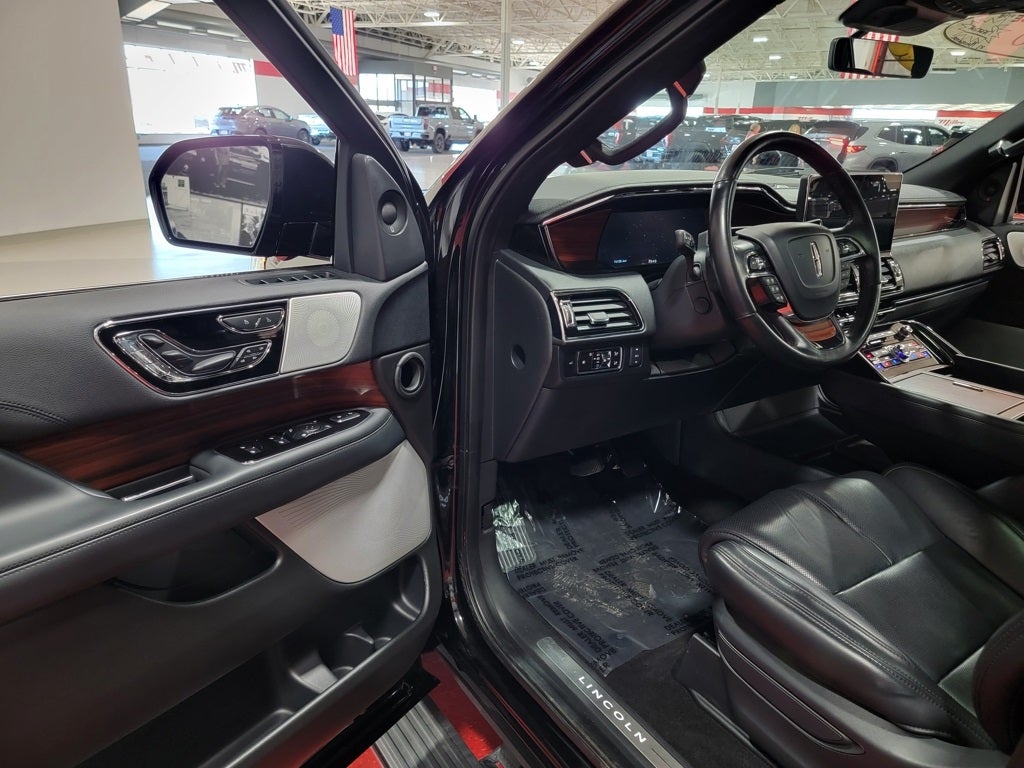 2023 Lincoln Navigator L Reserve