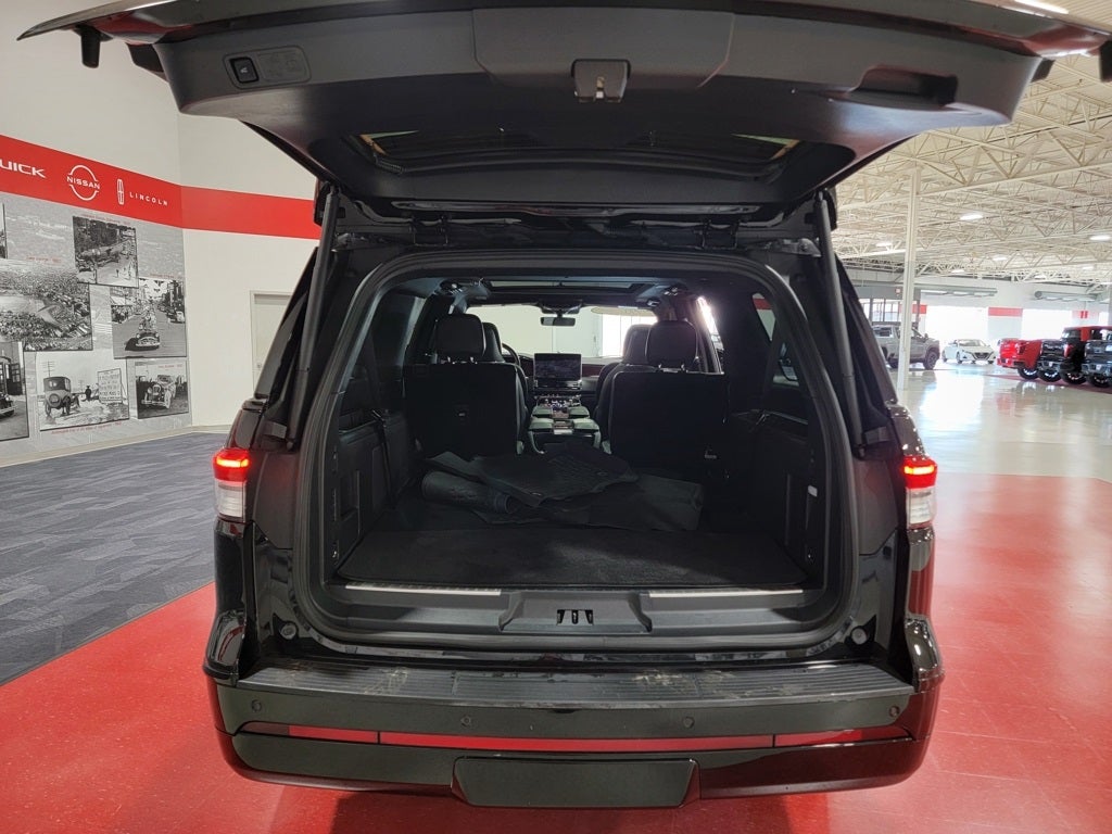 2023 Lincoln Navigator L Reserve