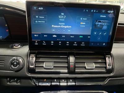 2023 Lincoln Navigator L Reserve