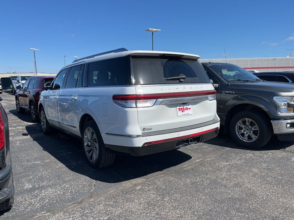 2023 Lincoln Navigator L Reserve