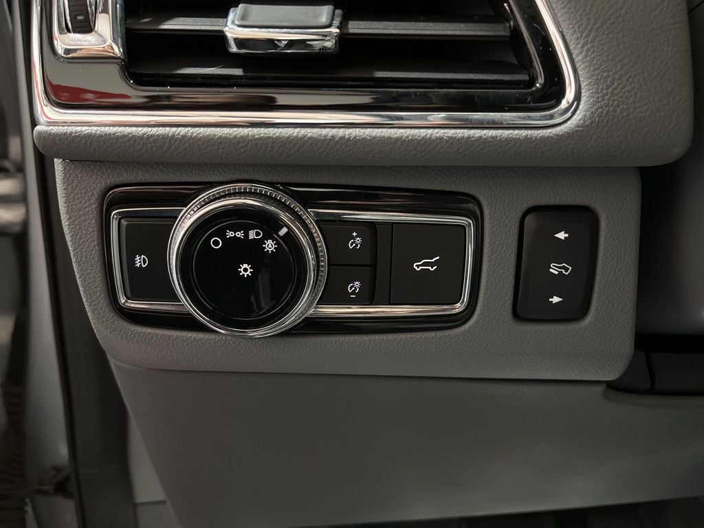 2021 Lincoln Navigator L Reserve