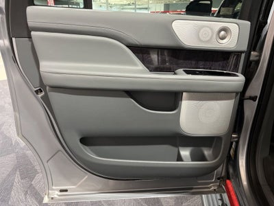 2021 Lincoln Navigator L Reserve