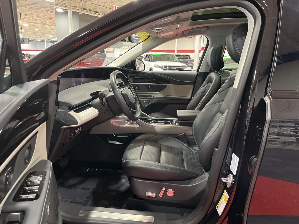 2025 Lincoln Nautilus Reserve