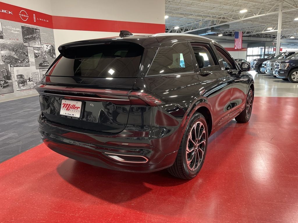 2025 Lincoln Nautilus Reserve