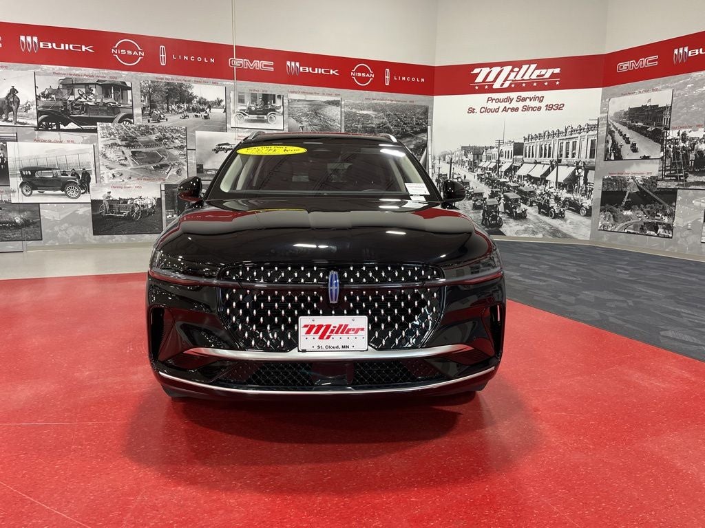 2025 Lincoln Nautilus Reserve