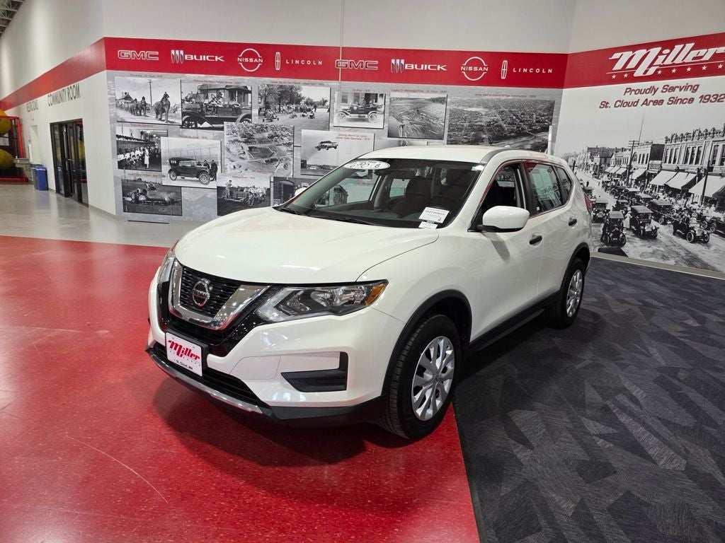 2019 Nissan Rogue S