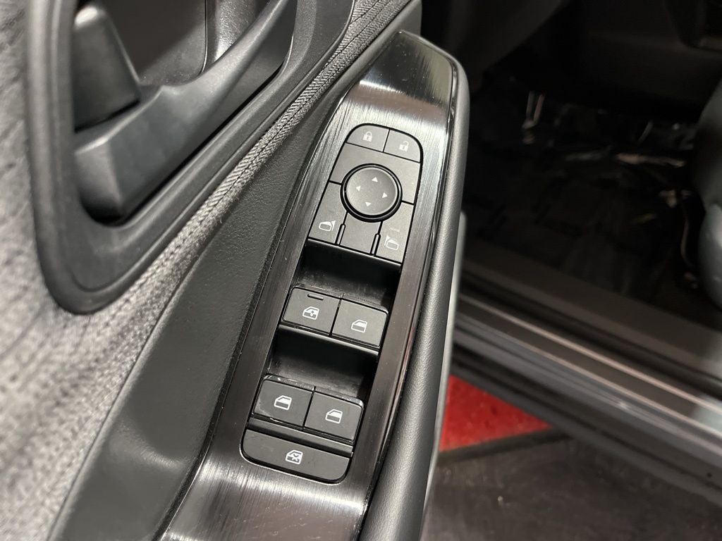 2023 Nissan Rogue S Carbravo Certified