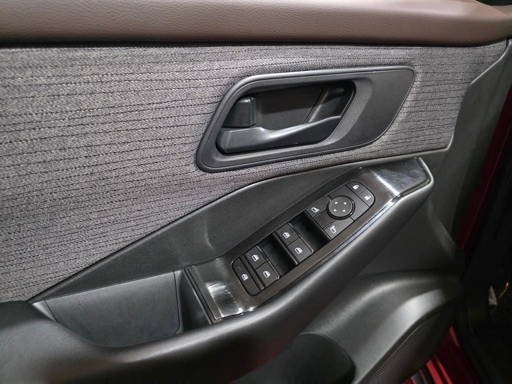 2023 Nissan Rogue S Carbravo GM CPO