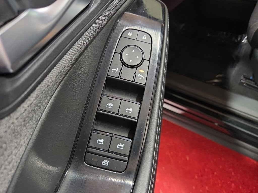 2023 Nissan Rogue SV Carbravo Certified