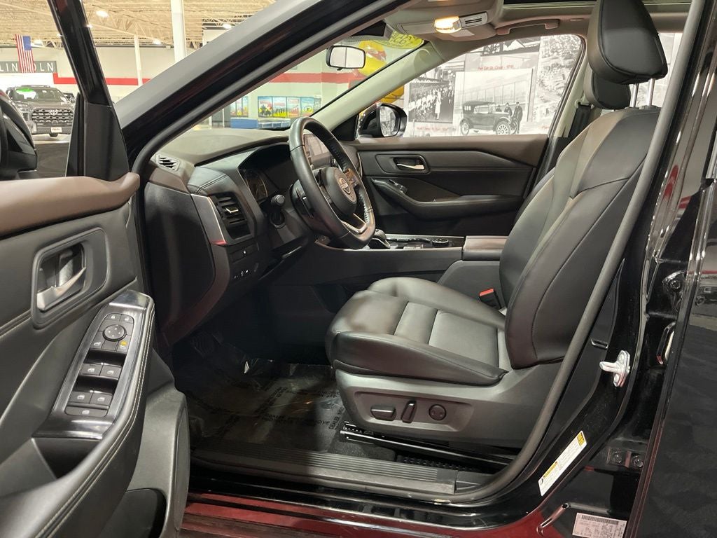 2023 Nissan Rogue SV CarBravo Certified