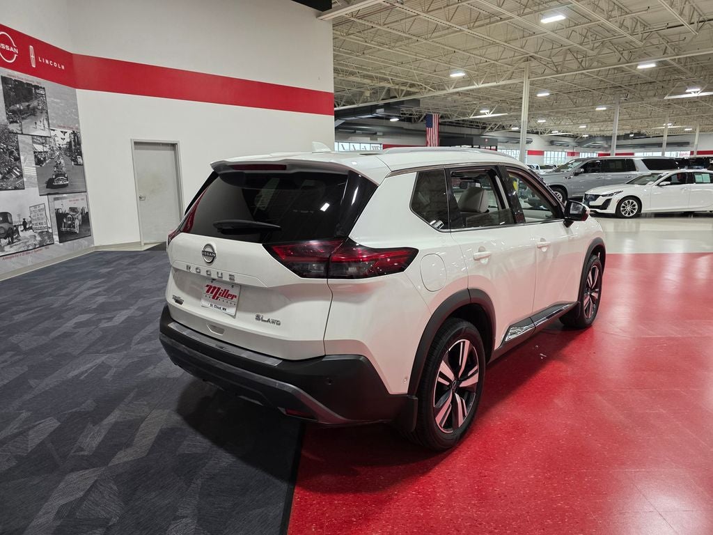 2023 Nissan Rogue SL