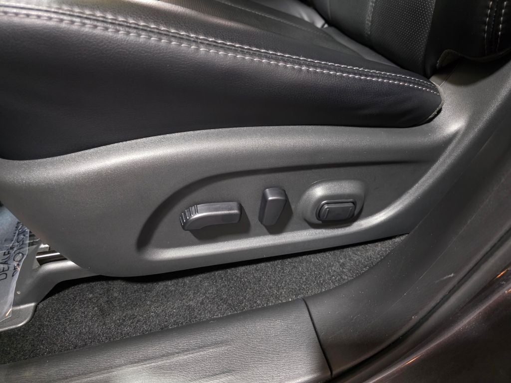 2019 Nissan Pathfinder Platinum Carbravo CPO