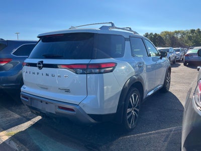 2023 Nissan Pathfinder Platinum