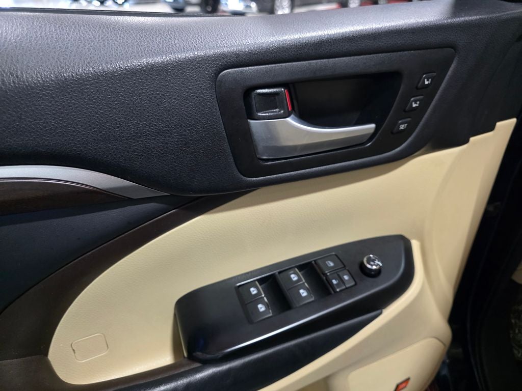 2015 Toyota Highlander Limited