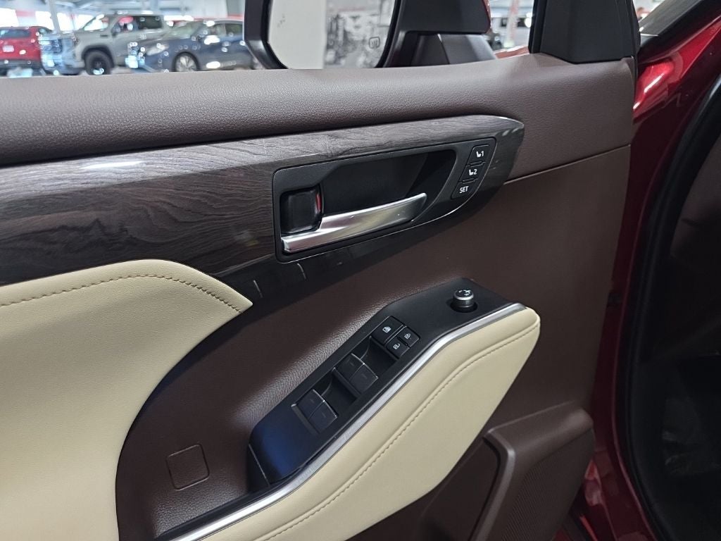 2020 Toyota Highlander Platinum Carbravo Certified