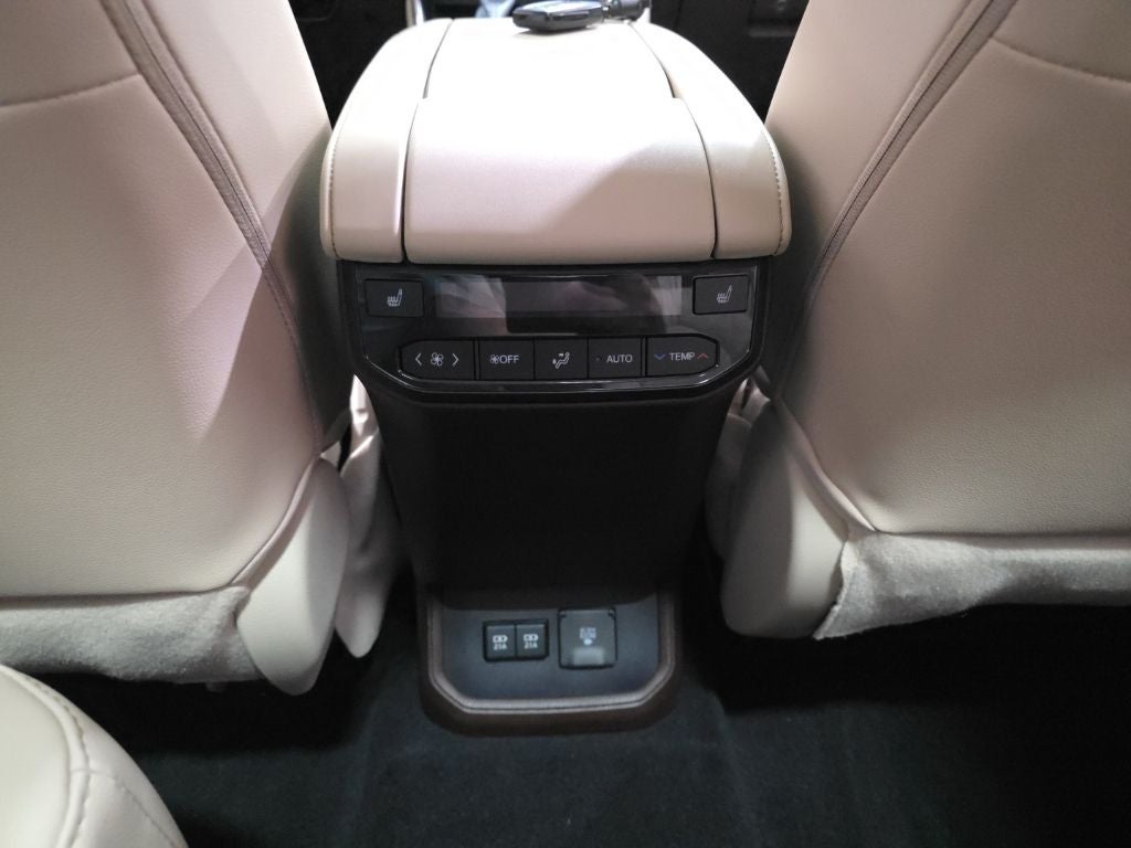 2020 Toyota Highlander Platinum Carbravo Certified