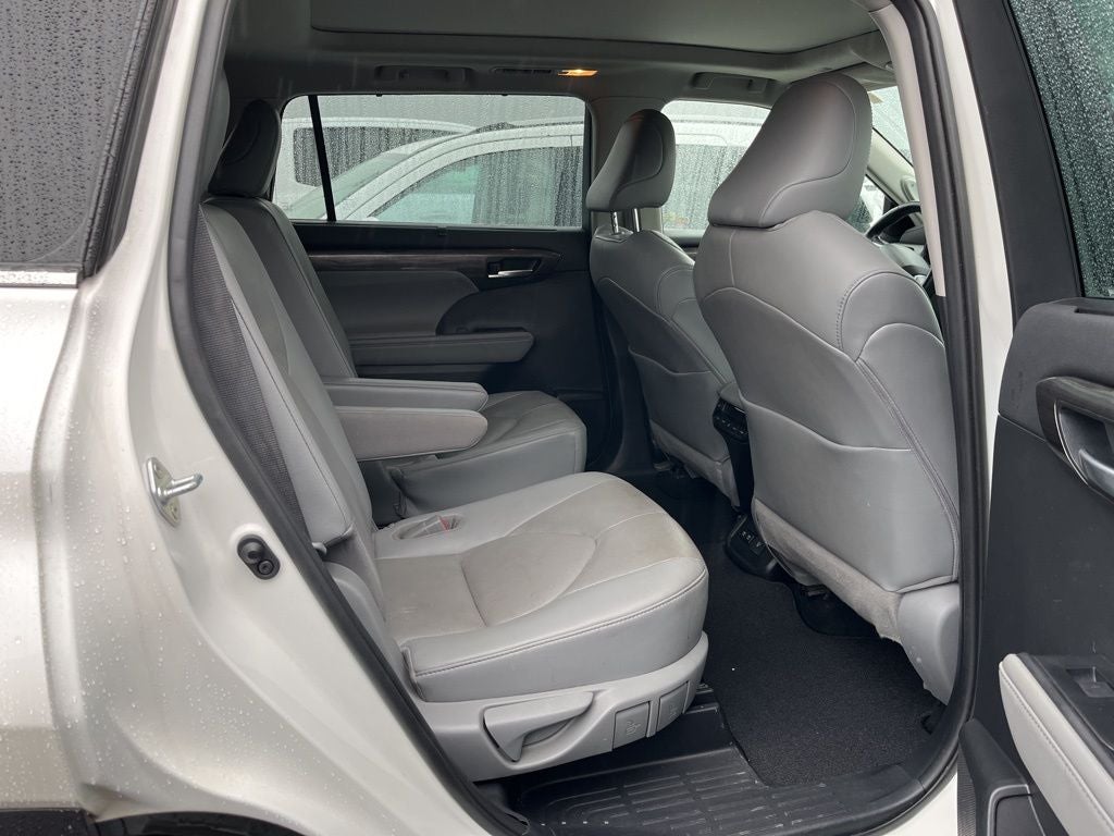 2020 Toyota Highlander Platinum