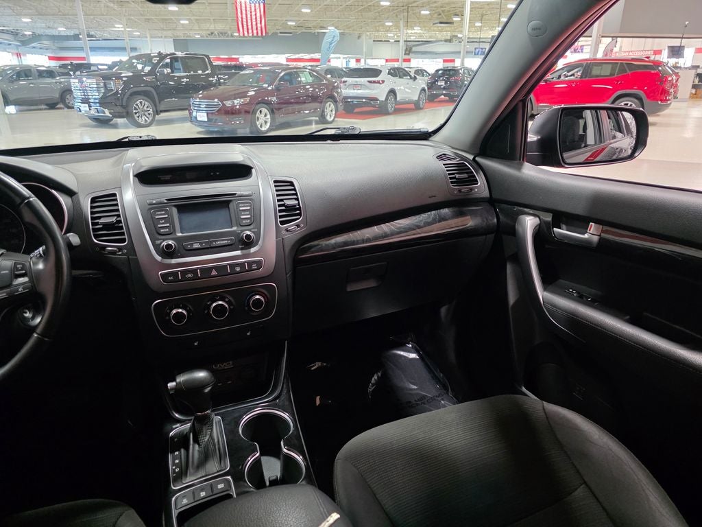 2014 Kia Sorento LX