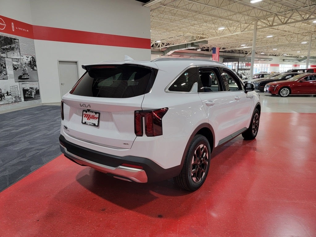 2024 Kia Sorento S