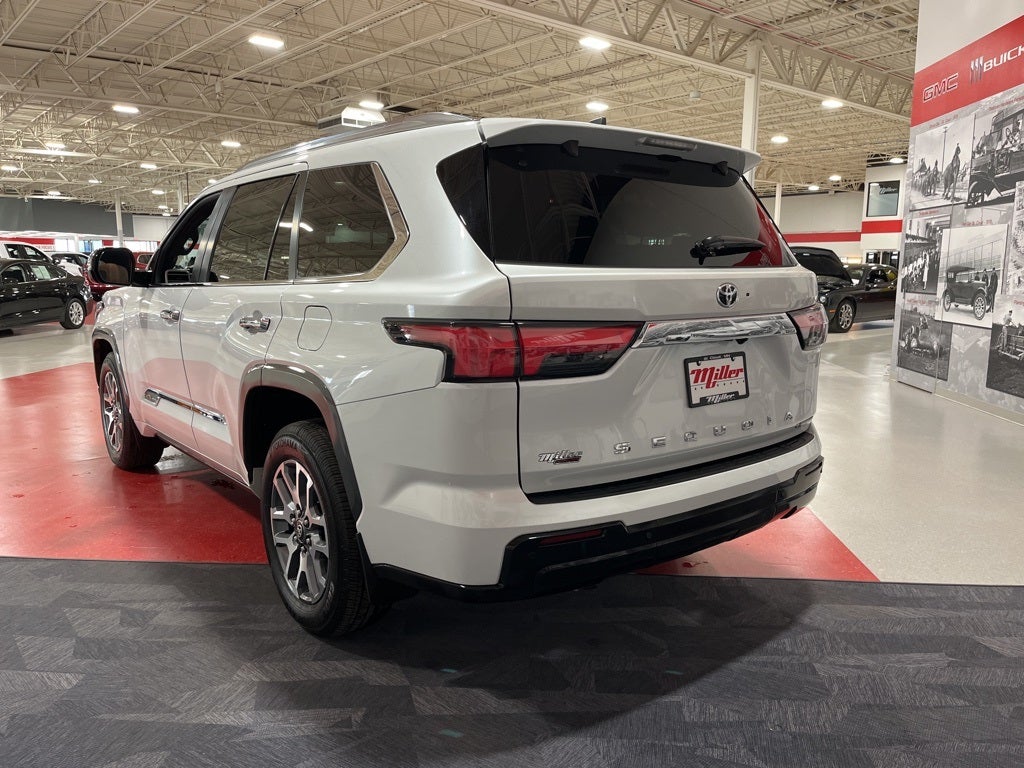 2025 Toyota Sequoia SR5
